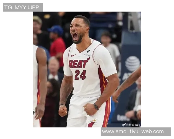 鲍威尔表现平平17分6板6助攻三分球命中率低迷引发关注